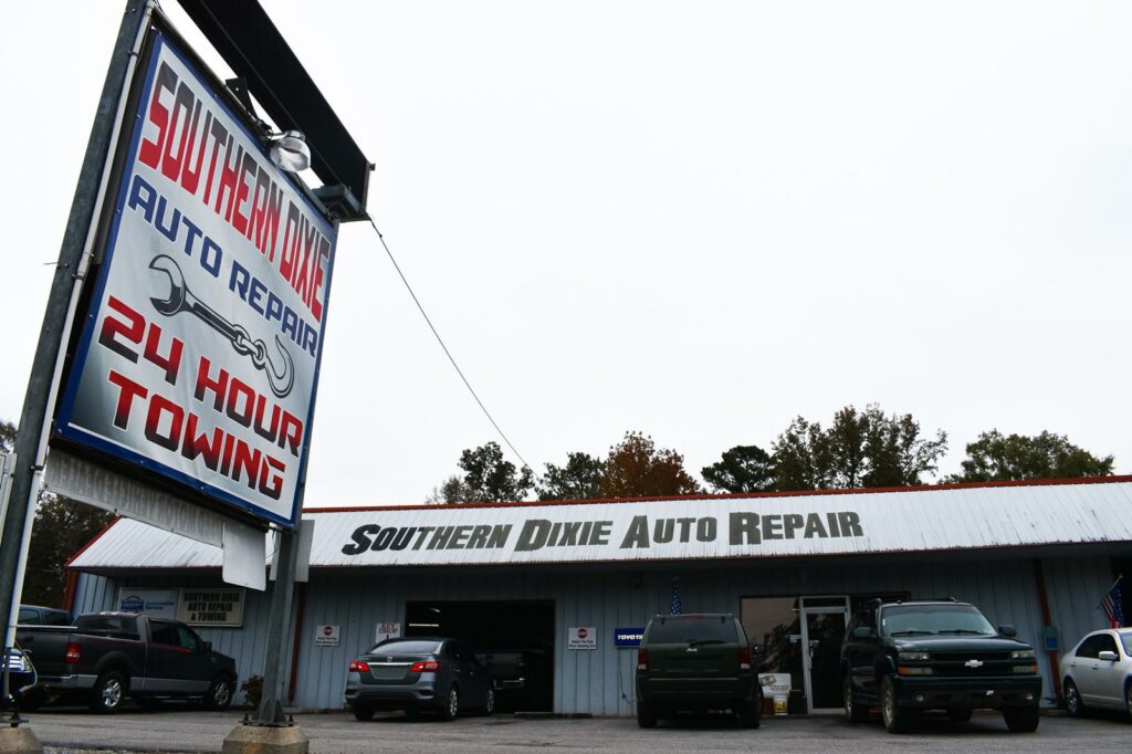 Tow Truck in Clanton AL | Tow Truck Clanton Alabama | Southern Dixie Auto Repair